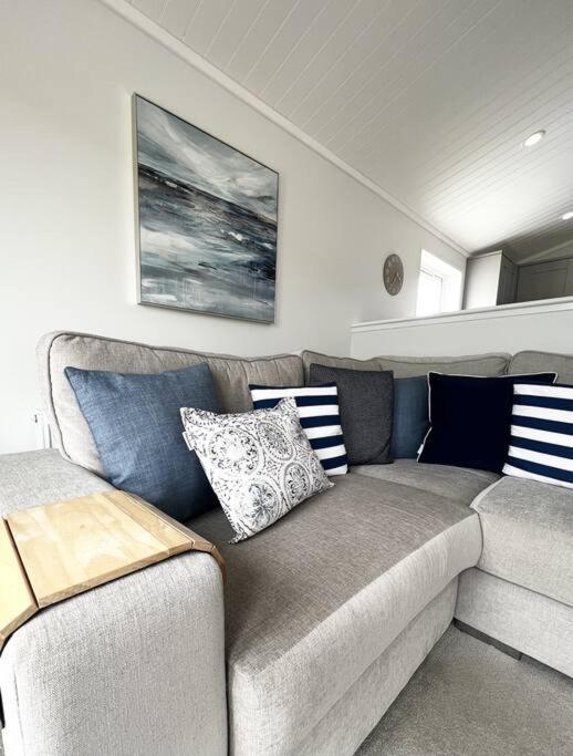 Diddly Squat Lodge With Hot Tub, Pendle View Holiday Park Clitheroe Exteriér fotografie